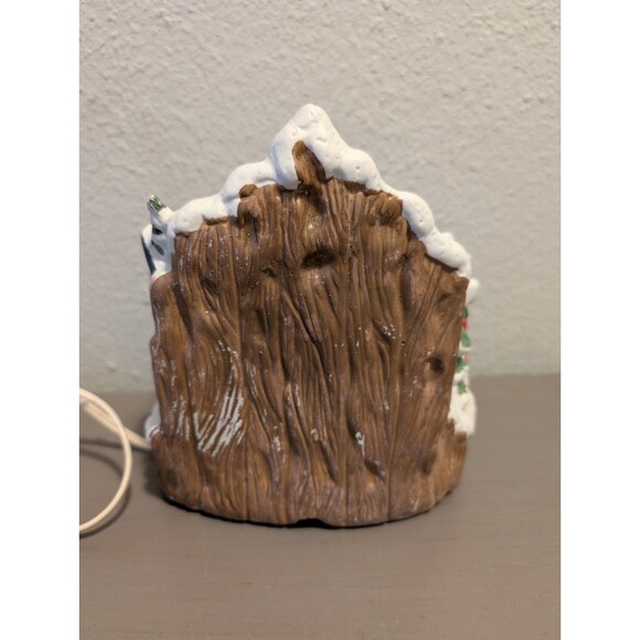Vintage Lighted Santa North Pole Village House Ceramic Christmas Decoration 7" - Picture 6 of 11